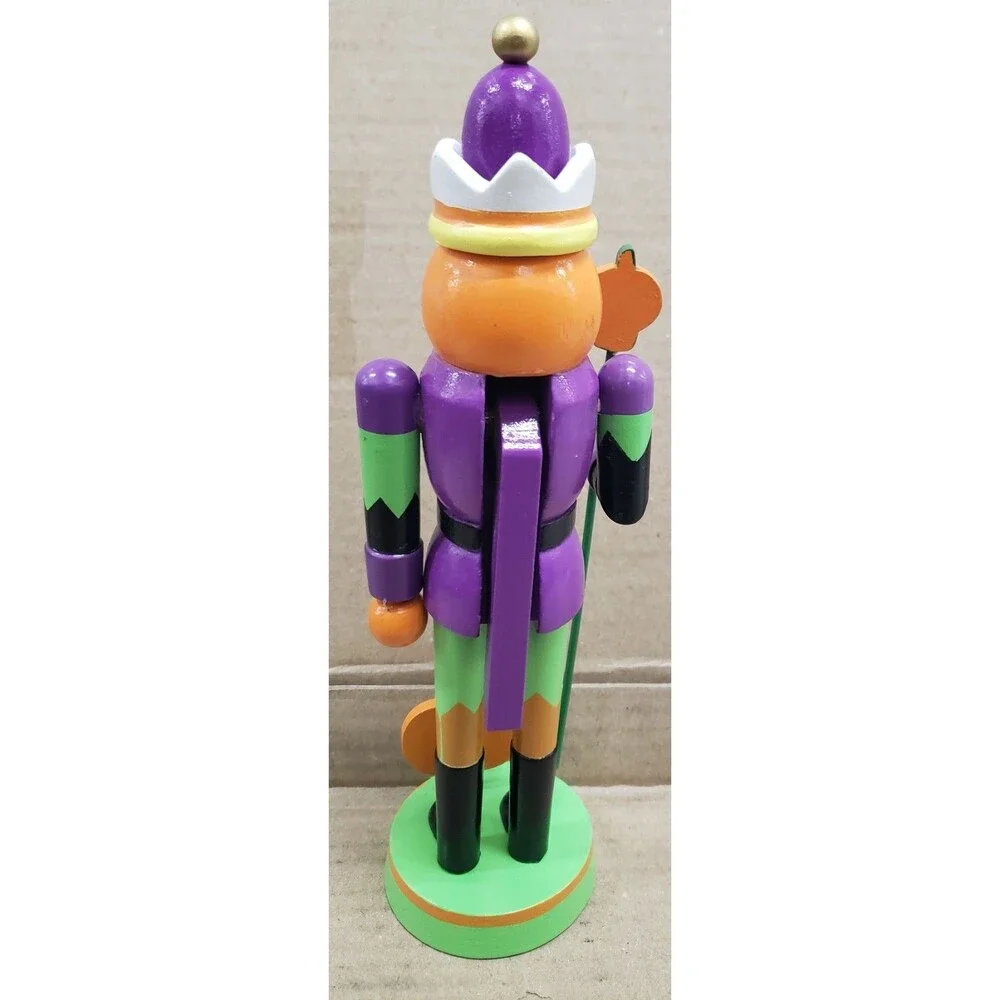 Wooden Nutcracker,9.5